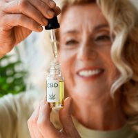 Using CBD Oil for Various Skin disease Conditions